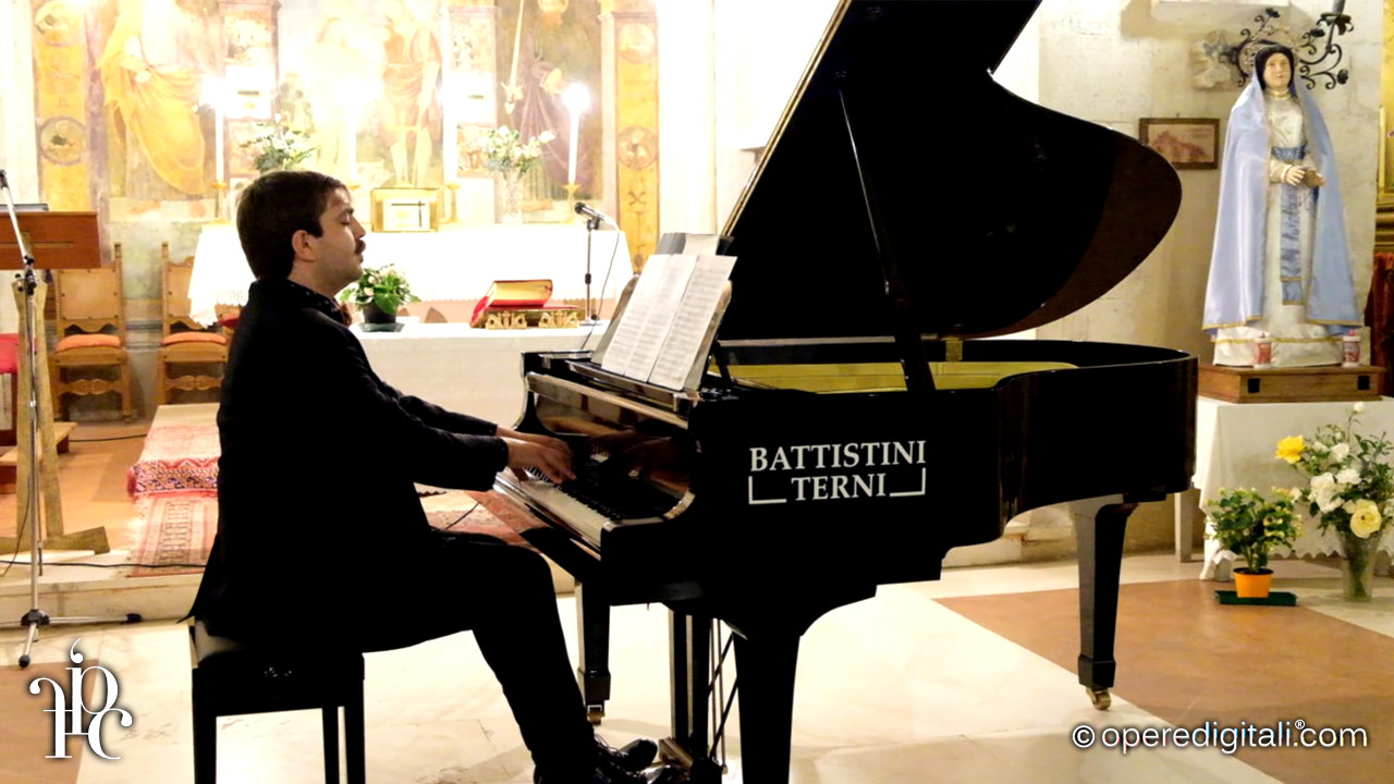 Benedetto Boccuzzi al pianoforte